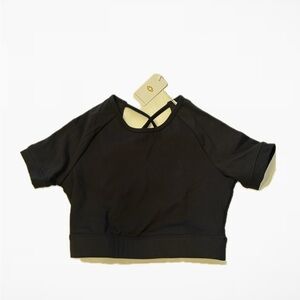 Active wear Black Crop Top for Women